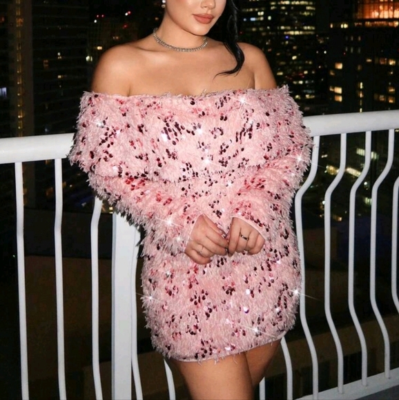 Sexy Off Shoulder Feather & Sequin Embellished Party Dress, Suitable For Party - Picture 3 of 5